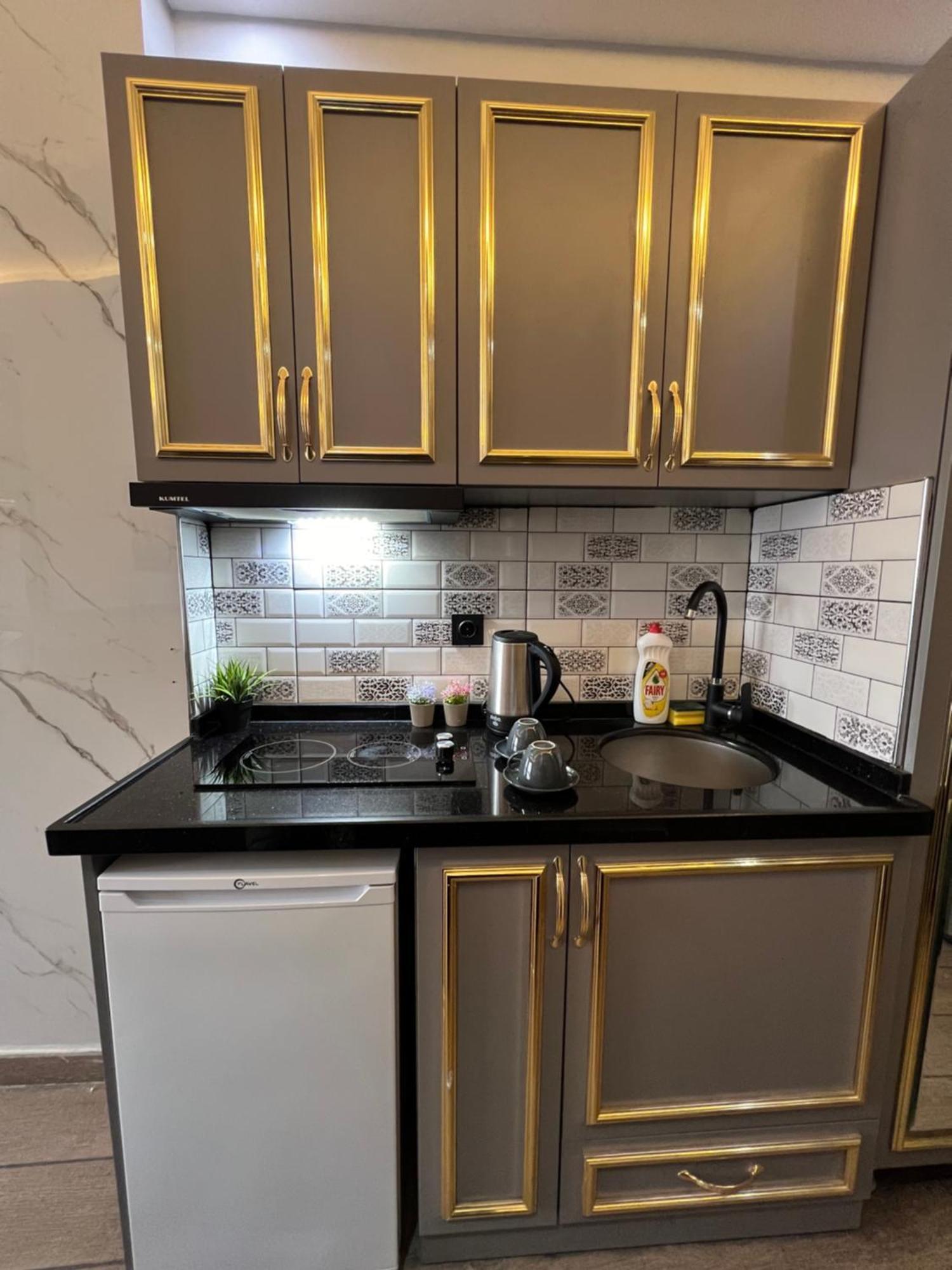 Taksim Larissa Hotel Suites Stambuł Zewnętrze zdjęcie