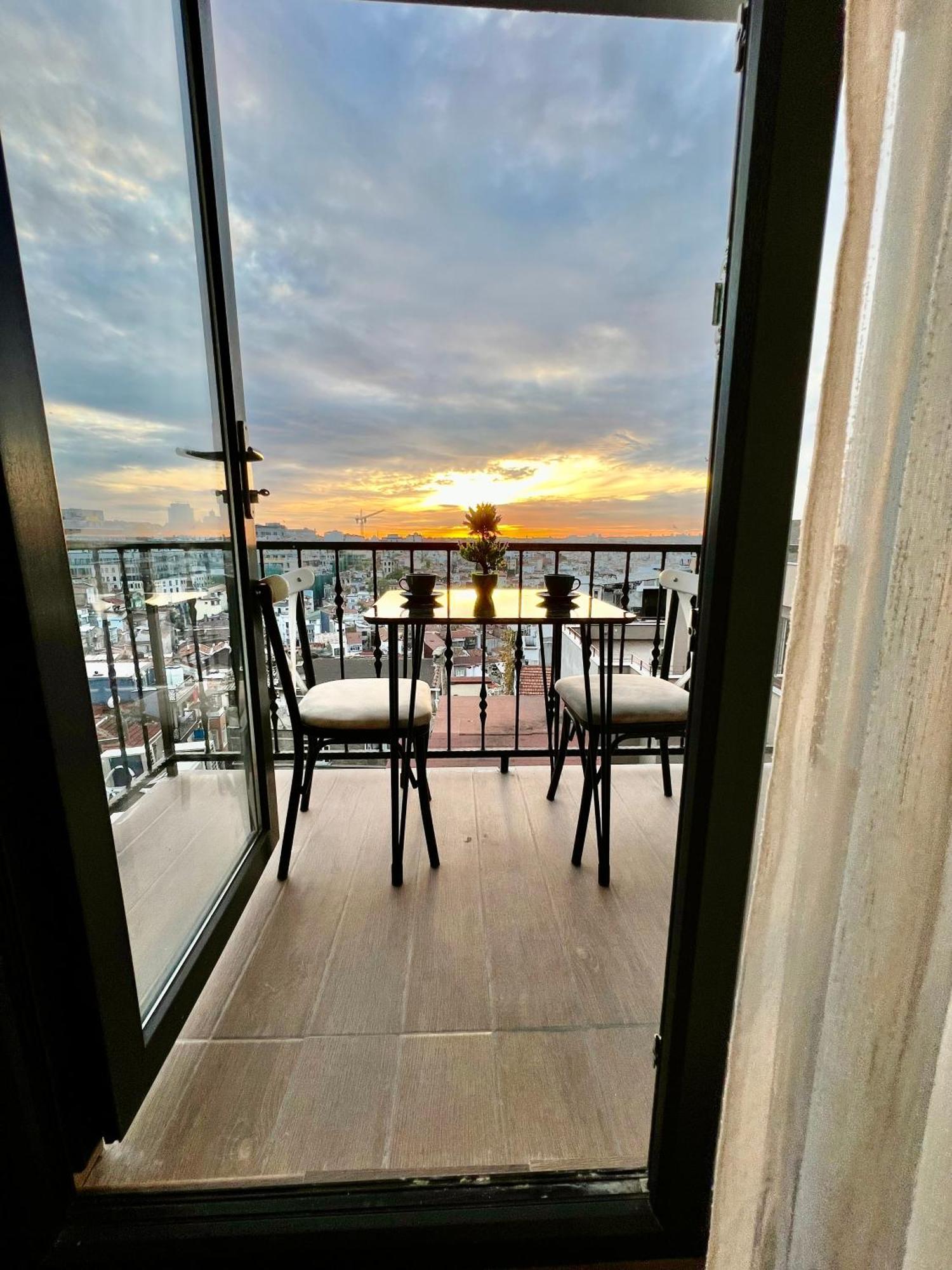 Taksim Larissa Hotel Suites Stambuł Zewnętrze zdjęcie