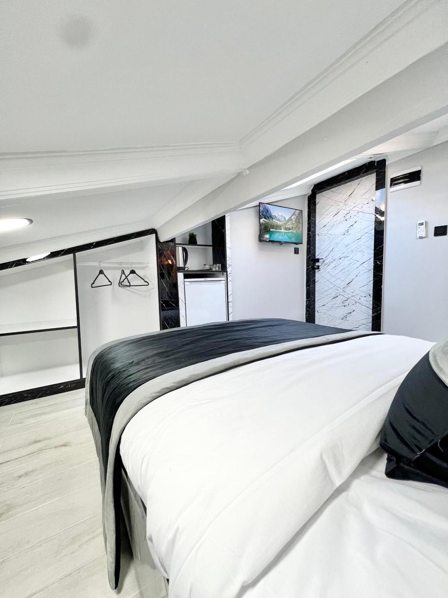 Taksim Larissa Hotel Suites Stambuł Zewnętrze zdjęcie