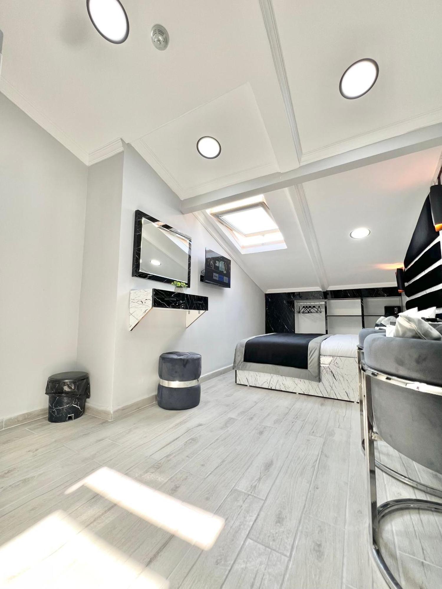 Taksim Larissa Hotel Suites Stambuł Zewnętrze zdjęcie