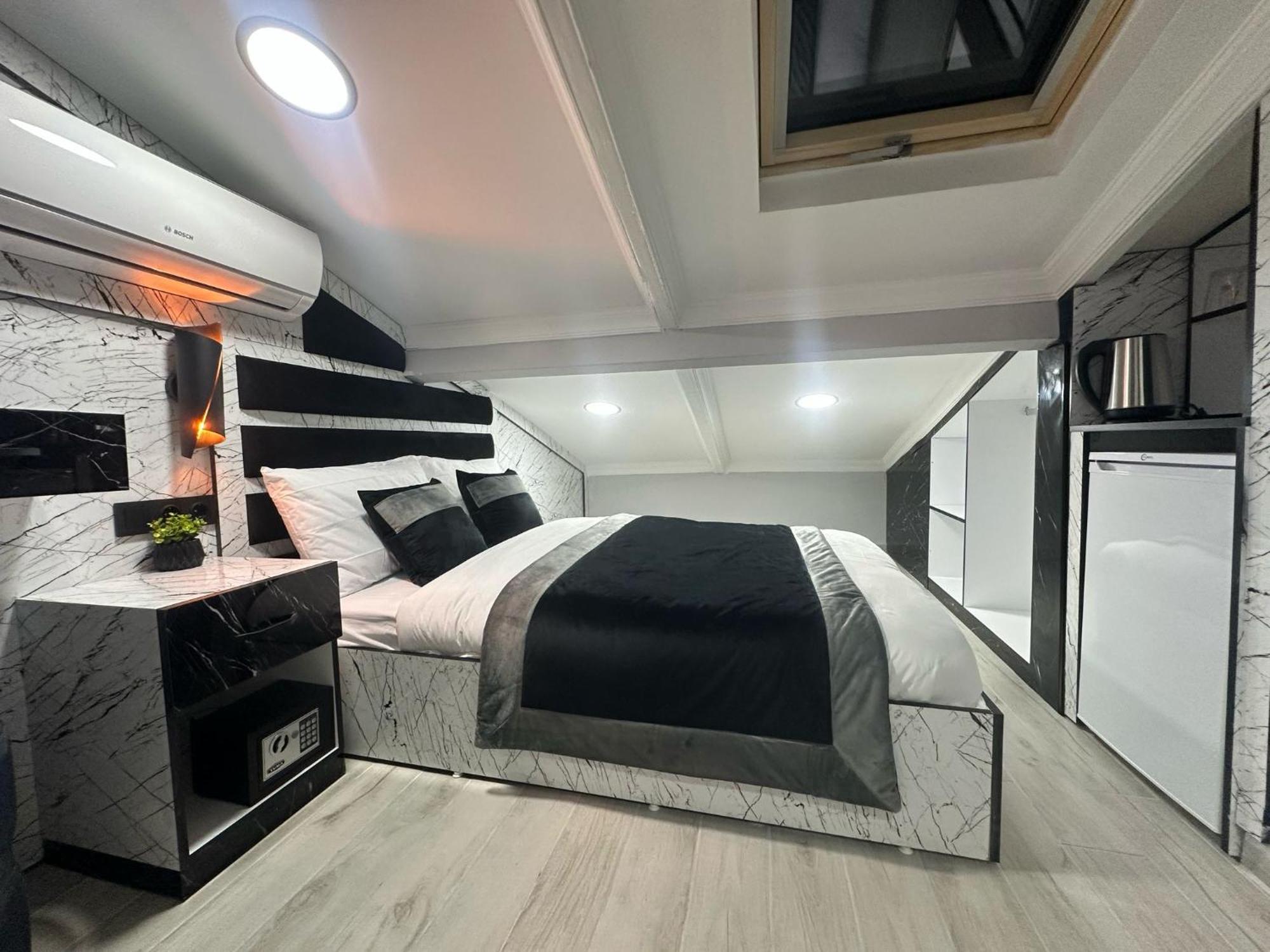 Taksim Larissa Hotel Suites Stambuł Zewnętrze zdjęcie